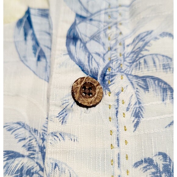 TOMMY BAHAMA Original Fit 100% Silk Sky Blue White Hawaiian Tropical Shirt NWOT - Picture 8 of 12